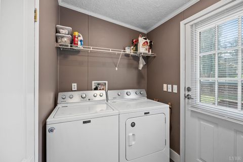 Tiny photo for 426 S Main Street St, Amherst, VA 24521 (MLS # 365174)