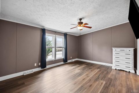 Tiny photo for 426 S Main Street St, Amherst, VA 24521 (MLS # 365174)