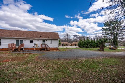 Tiny photo for 426 S Main Street St, Amherst, VA 24521 (MLS # 365174)