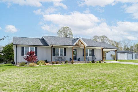 Photo of 165 Robertson Ln, Danville, VA 24540 (MLS # 365485)