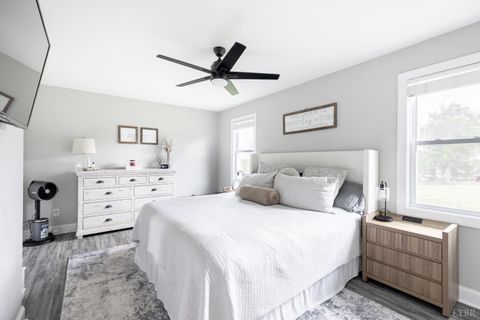 Tiny photo for 165 Robertson Ln, Danville, VA 24540 (MLS # 365485)