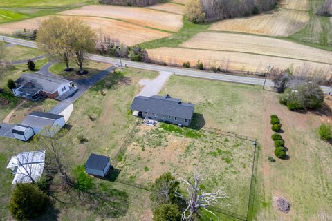 Tiny photo for 165 Robertson Ln, Danville, VA 24540 (MLS # 365485)