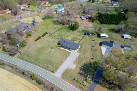 Tiny photo for 165 Robertson Ln, Danville, VA 24540 (MLS # 365485)