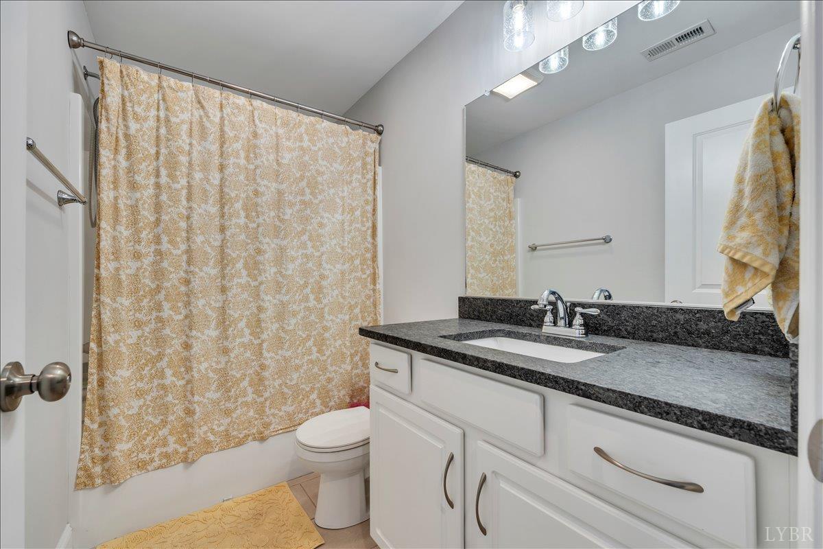 Forest, Virginia 24551, United States, 3 Bedrooms Bedrooms, ,3 BathroomsBathrooms,Residential,Active,202118