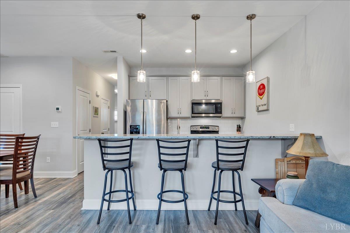 Forest, Virginia 24551, United States, 3 Bedrooms Bedrooms, ,3 BathroomsBathrooms,Residential,Active,202118