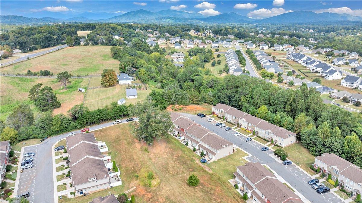 Forest, Virginia 24551, United States, 3 Bedrooms Bedrooms, ,3 BathroomsBathrooms,Residential,Active,202118