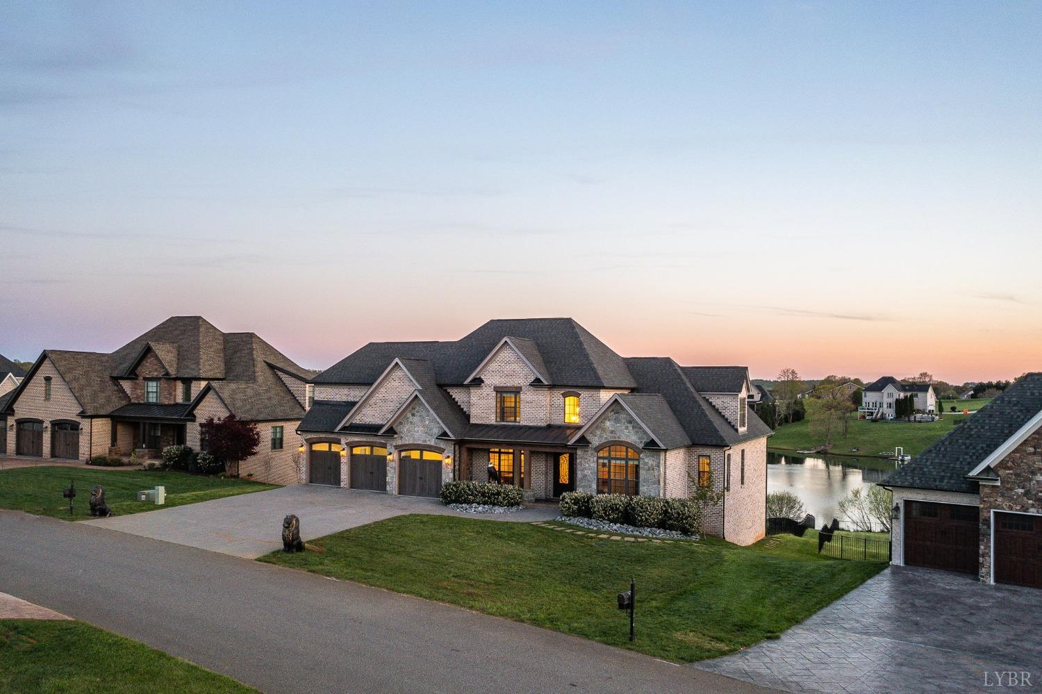 1698 Lake Manor Drive, Forest, Virginia image 7