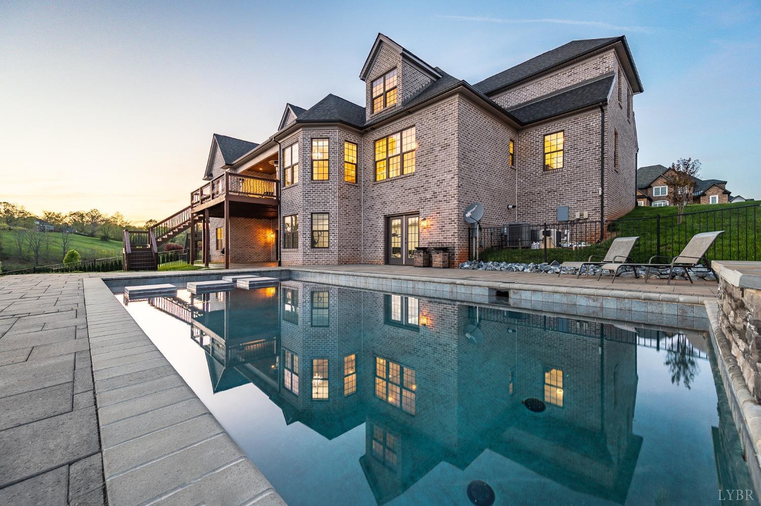 1698 Lake Manor Drive, Forest, Virginia image 4
