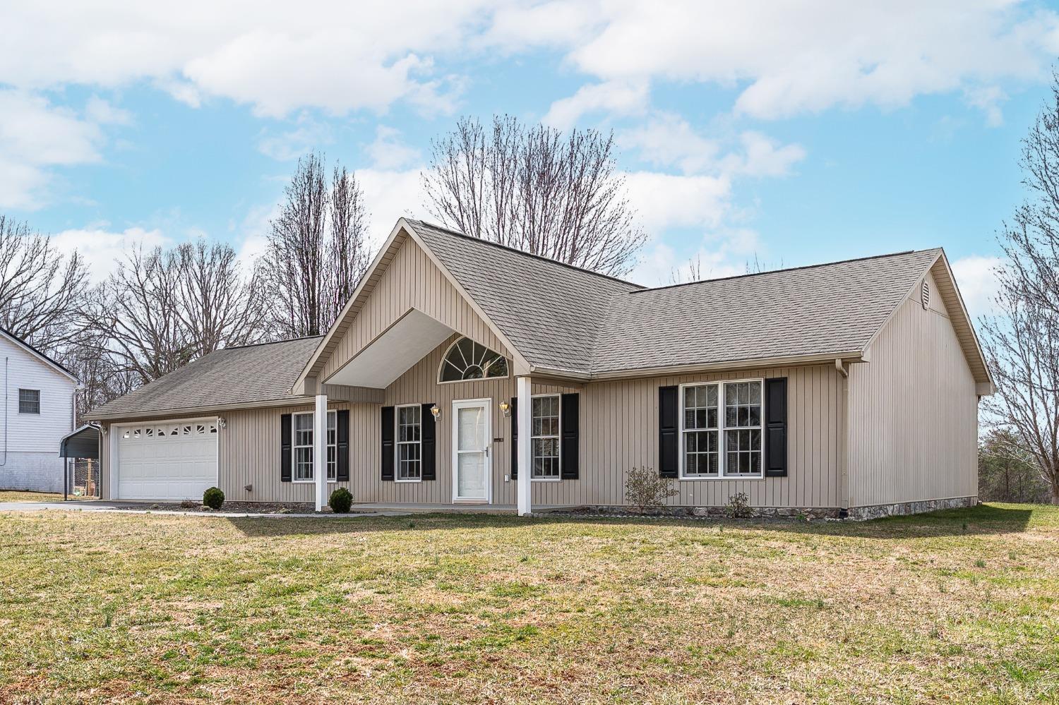 1247 Navigation Point Pt, Goodview, Virginia image 2