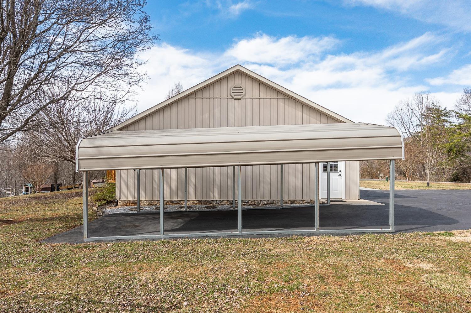 1247 Navigation Point Pt, Goodview, Virginia image 7