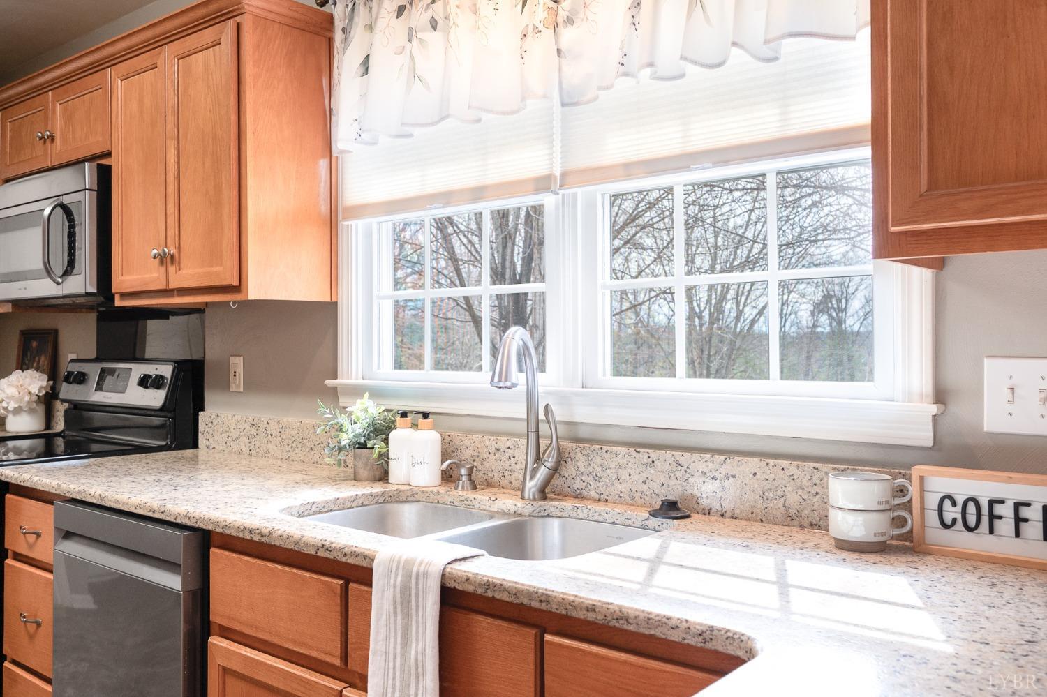 1247 Navigation Point Pt, Goodview, Virginia image 20