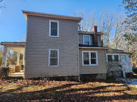 Tiny photo for 3793 Smith Mountain Lake Parkway, Huddleston, VA 24104 (MLS # 364552)