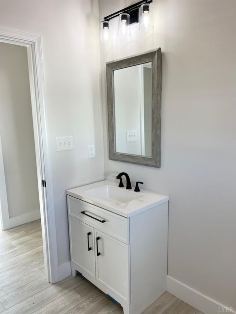 Tiny photo for 424 Main St. St, Madison Heights, VA 24572 (MLS # 363878)