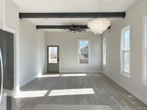 Tiny photo for 424 Main St. St, Madison Heights, VA 24572 (MLS # 363878)