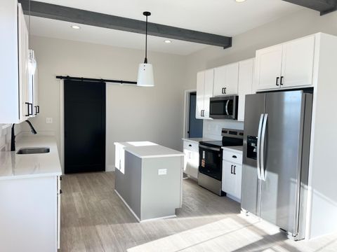 Tiny photo for 424 Main St. St, Madison Heights, VA 24572 (MLS # 363878)