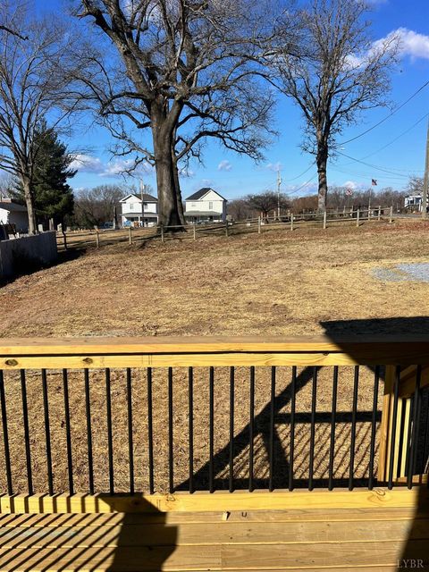 Tiny photo for 424 Main St. St, Madison Heights, VA 24572 (MLS # 363878)