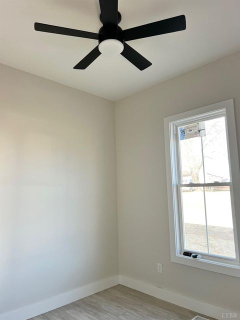 Tiny photo for 424 Main St. St, Madison Heights, VA 24572 (MLS # 363878)