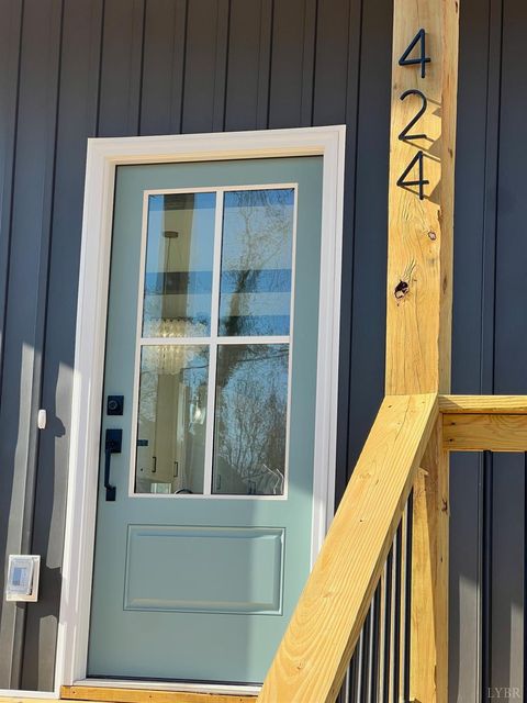 Tiny photo for 424 Main St. St, Madison Heights, VA 24572 (MLS # 363878)