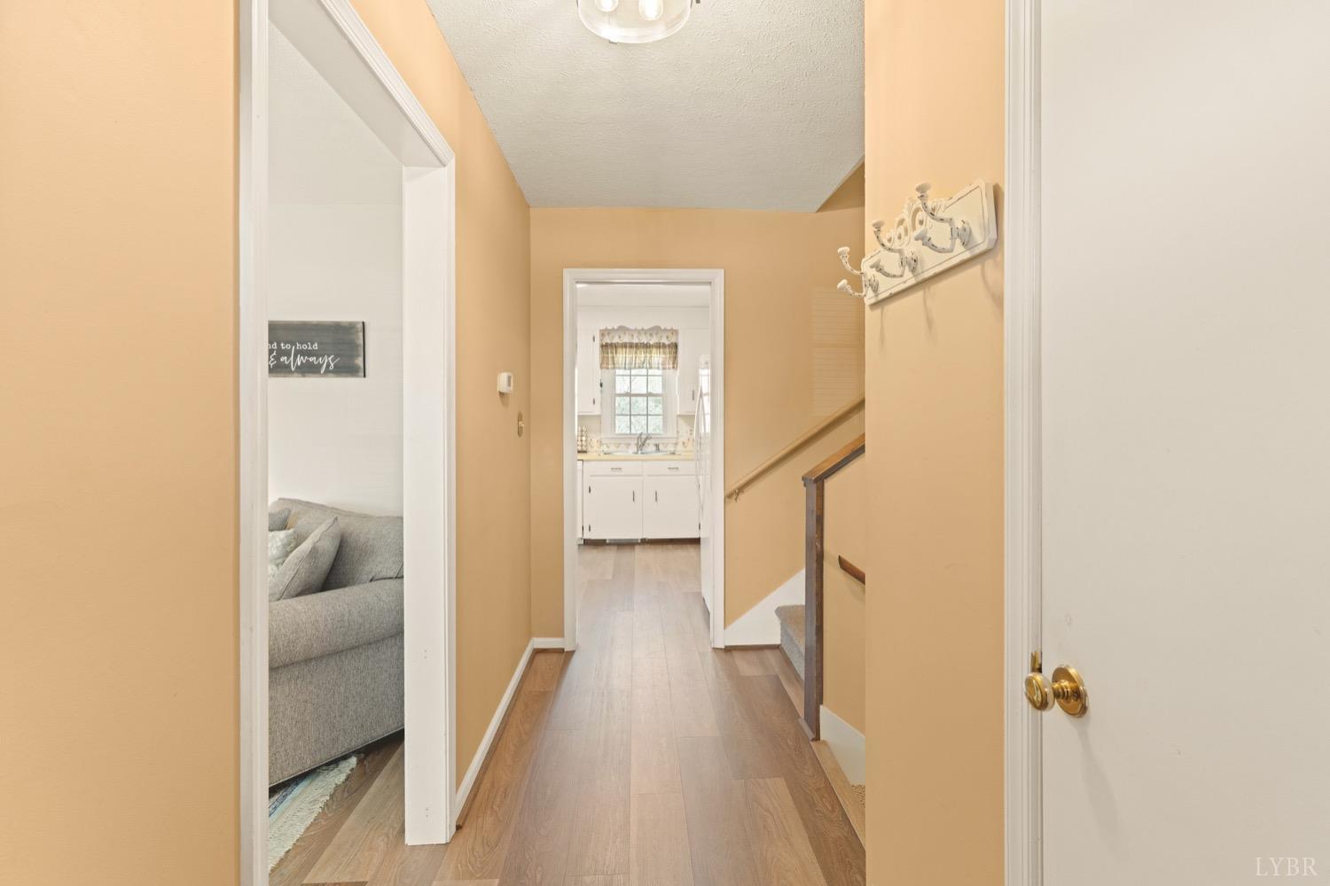 117 Stonehouse Drive, Lynchburg, Virginia image 3