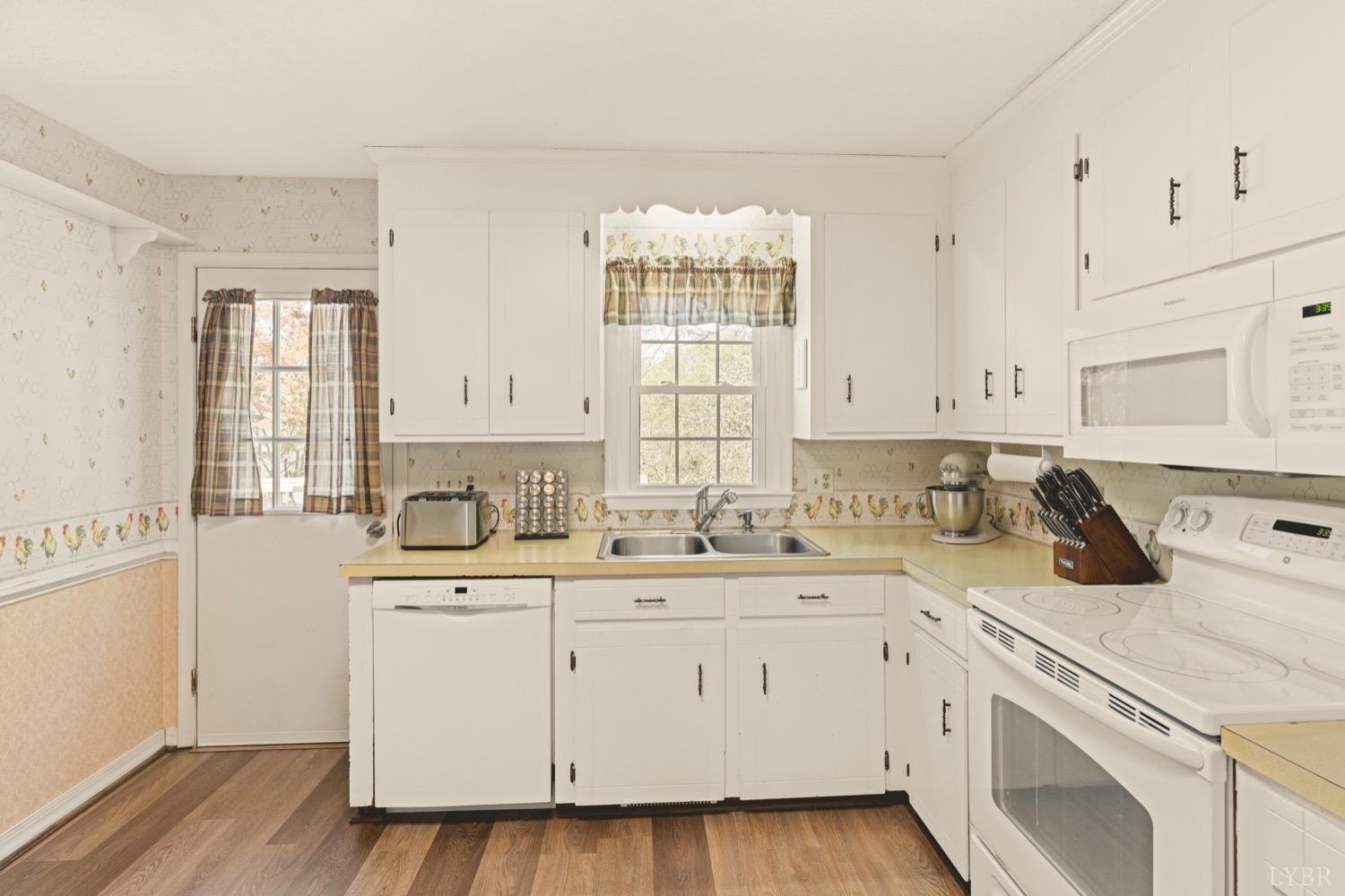 117 Stonehouse Drive, Lynchburg, Virginia image 16