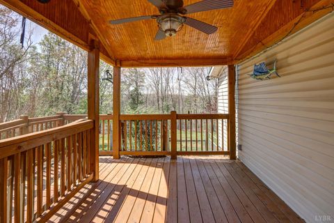 Tiny photo for 384 McNeish Lane, Gladstone, VA 24553 (MLS # 365425)