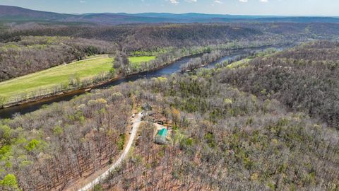 Tiny photo for 384 McNeish Lane, Gladstone, VA 24553 (MLS # 365425)