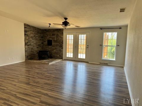 Tiny photo for 384 McNeish Lane, Gladstone, VA 24553 (MLS # 365425)