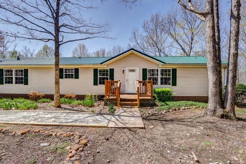 Tiny photo for 384 McNeish Lane, Gladstone, VA 24553 (MLS # 365425)
