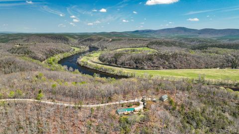Tiny photo for 384 McNeish Lane, Gladstone, VA 24553 (MLS # 365425)
