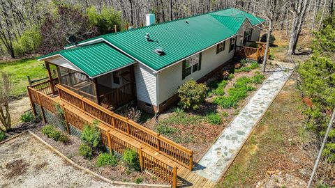 Tiny photo for 384 McNeish Lane, Gladstone, VA 24553 (MLS # 365425)
