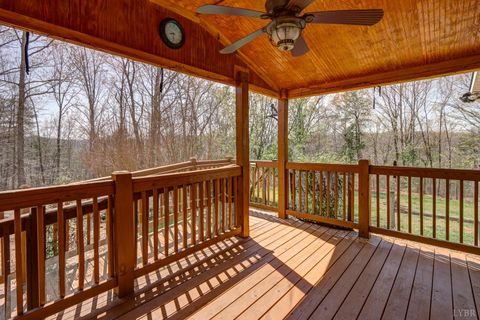 Tiny photo for 384 McNeish Lane, Gladstone, VA 24553 (MLS # 365425)