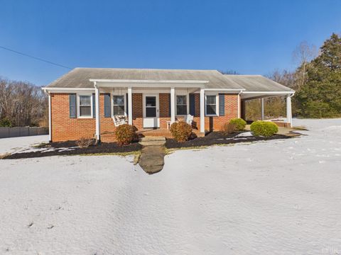 Tiny photo for 840 David Bruce Ave. Ave, Charlotte Court House, VA 23923 (MLS # 364275)