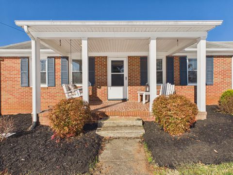 Tiny photo for 840 David Bruce Ave. Ave, Charlotte Court House, VA 23923 (MLS # 364275)