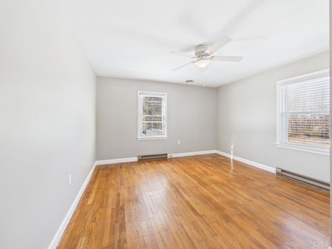 Tiny photo for 840 David Bruce Ave. Ave, Charlotte Court House, VA 23923 (MLS # 364275)