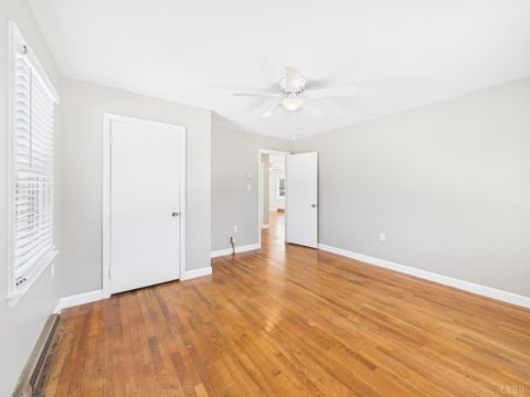 Tiny photo for 840 David Bruce Ave. Ave, Charlotte Court House, VA 23923 (MLS # 364275)