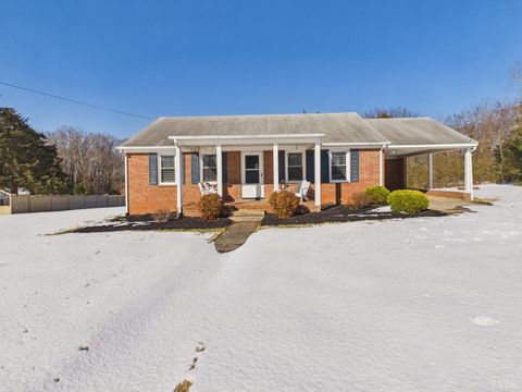 Photo of 840 David Bruce Ave. Ave, Charlotte Court House, VA 23923 (MLS # 364275)