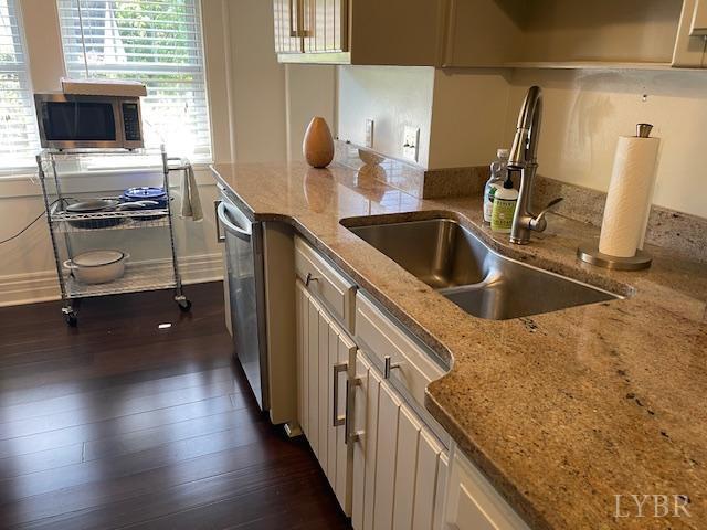 202 Leftwich Street, Gretna, Virginia image 13