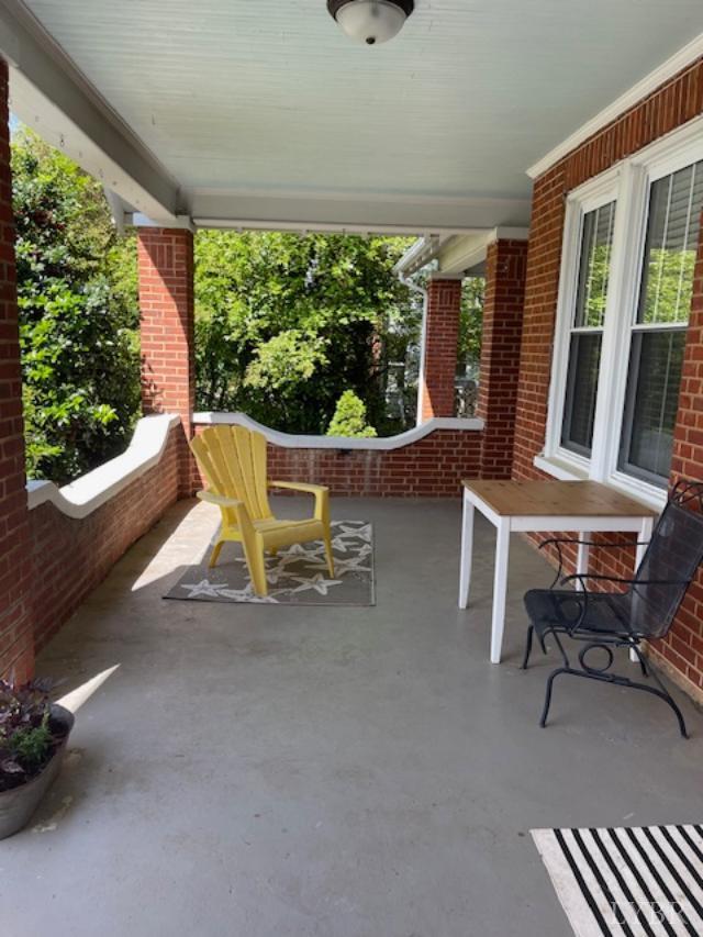 202 Leftwich Street, Gretna, Virginia image 4