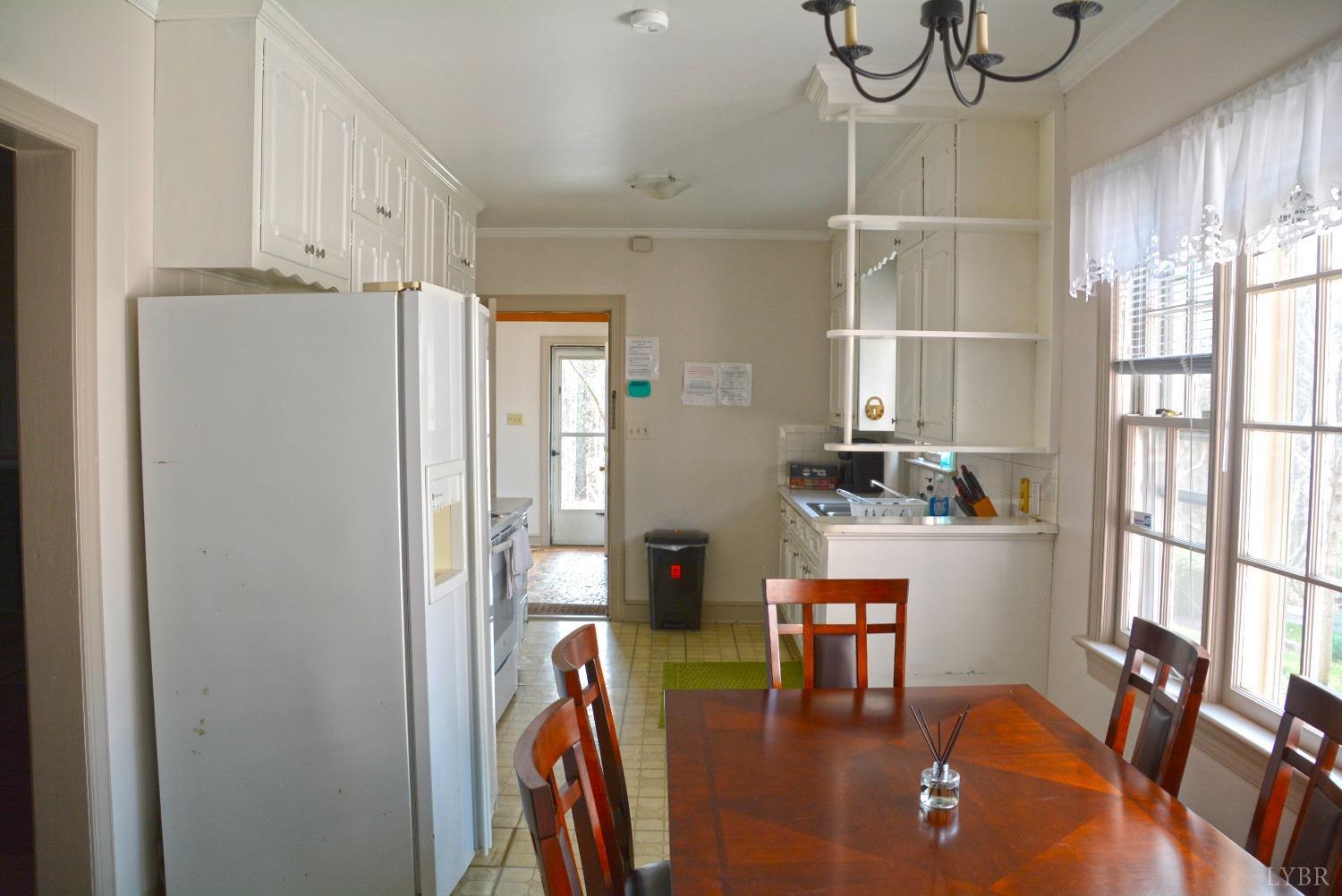 1104 High Street St, Farmville, Virginia image 5