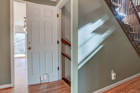 Tiny photo for 2120 Wiggington Road, Lynchburg, VA 24502 (MLS # 364104)