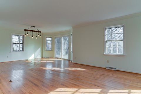 Tiny photo for 2120 Wiggington Road, Lynchburg, VA 24502 (MLS # 364104)