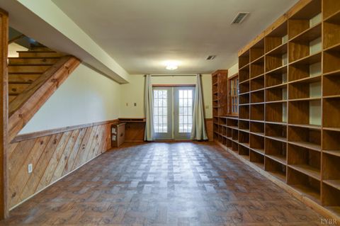 Tiny photo for 2120 Wiggington Road, Lynchburg, VA 24502 (MLS # 364104)