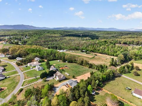 Tiny photo for 140 Stoney Creek, Madison Heights, VA 24572 (MLS # 365801)