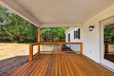 Tiny photo for 140 Stoney Creek, Madison Heights, VA 24572 (MLS # 365801)