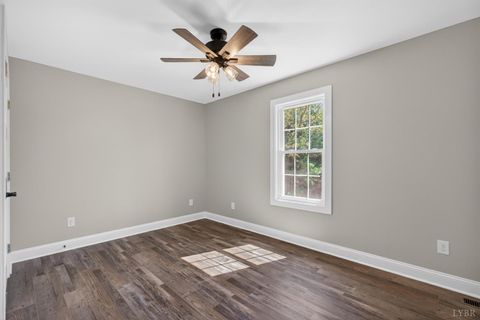 Tiny photo for 140 Stoney Creek, Madison Heights, VA 24572 (MLS # 365801)