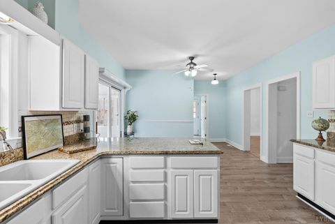 Tiny photo for 1132 James view Drive, Lynchburg, VA 24503 (MLS # 364857)