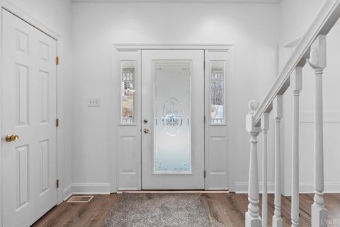 Tiny photo for 1132 James view Drive, Lynchburg, VA 24503 (MLS # 364857)