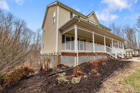 Tiny photo for 1132 James view Drive, Lynchburg, VA 24503 (MLS # 364857)