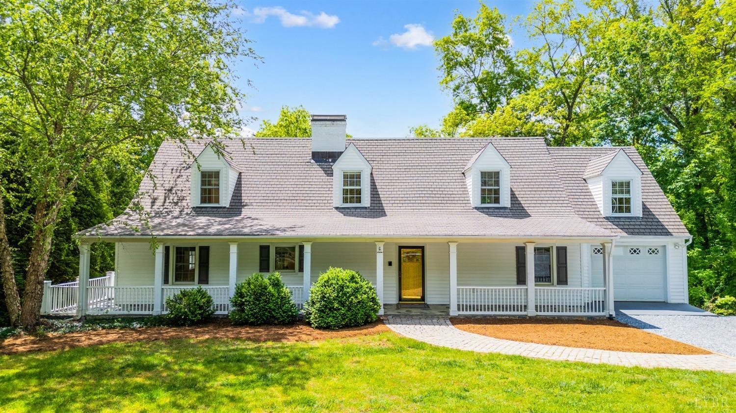 216 Trents Landing Road, Madison Heights, Virginia image 1
