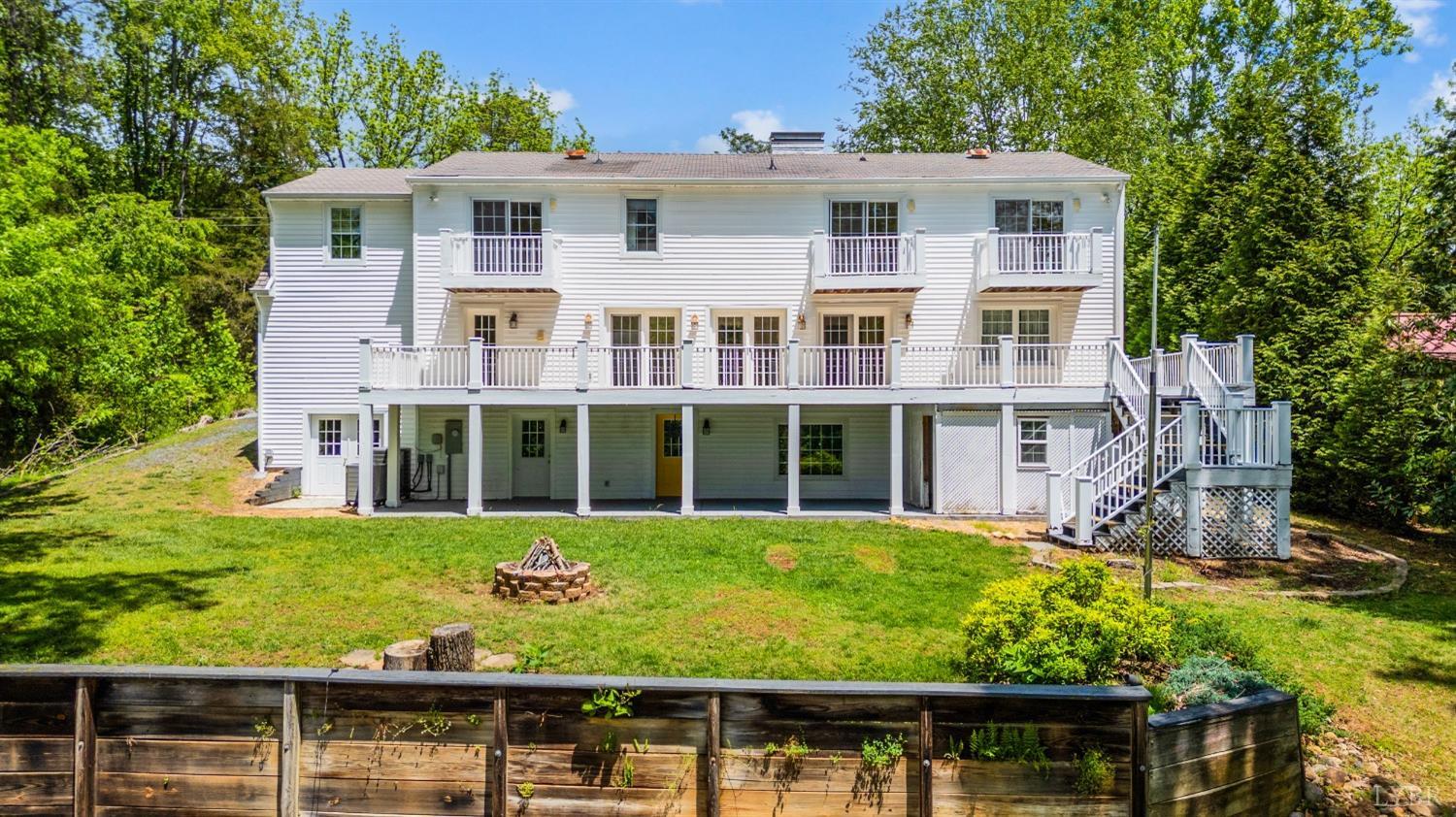 216 Trents Landing Road, Madison Heights, Virginia image 2
